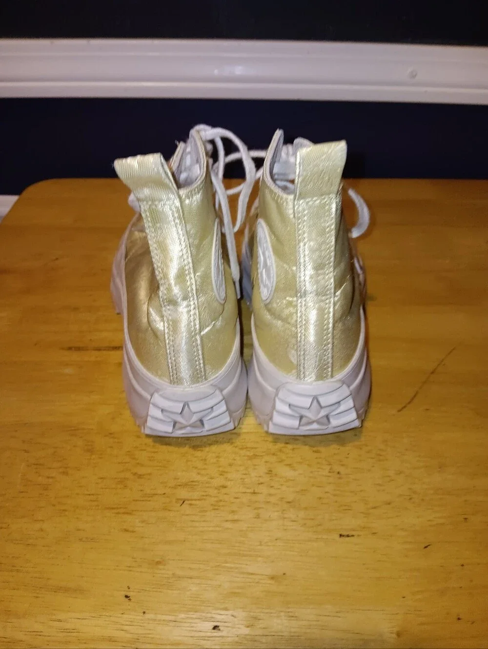 Converse Chuck Taylor Run Star Hike Limited Edition Sneakers Size 6.5